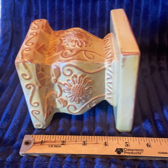 Rustic Sunflower Ceramic/Terra Cotta Candle Pillars-set of 2 - Picture 10 of 11